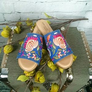 Adam Tucker for Me Too Niko Embroidered Slides
